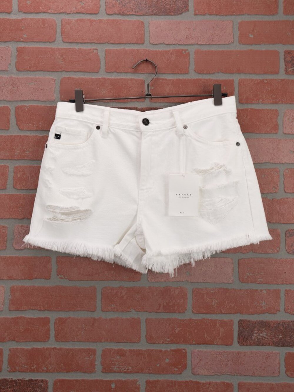 🆕 KanCan White Distressed Shorts - Size 7/27